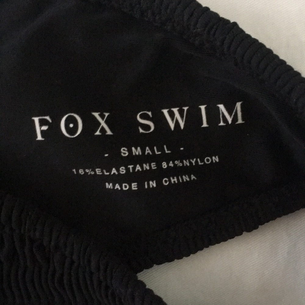 Strapless bathing suit top